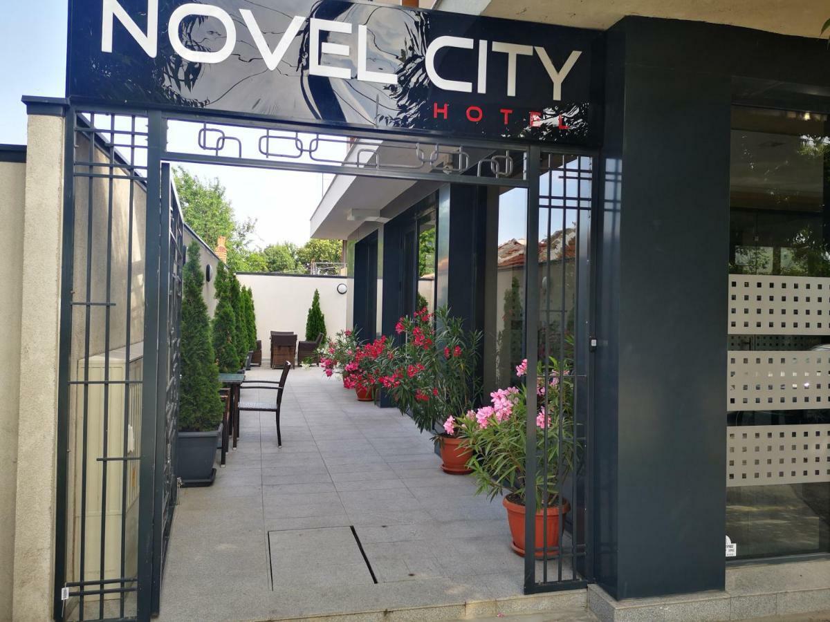 Family Hotel Novel City ブルガス エクステリア 写真